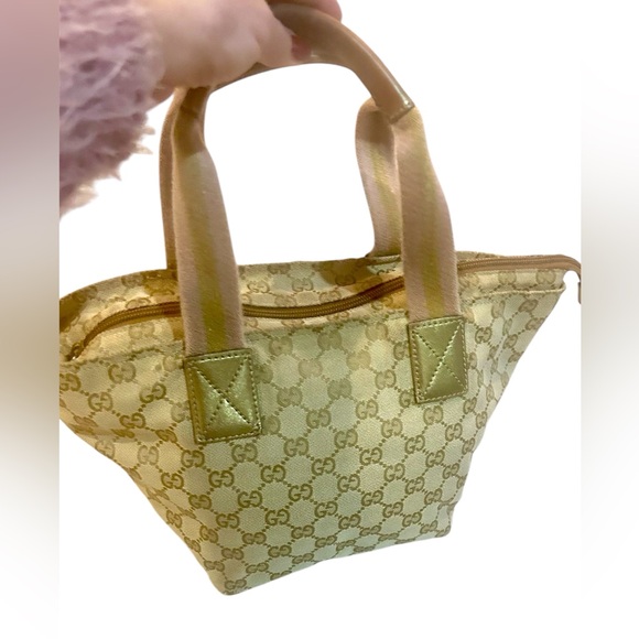 Low Start Gucci GG Bucket Bag Monogram Neutral Canvas - Picture 1 of 16